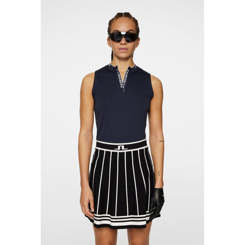 Leya Sleeveless Top