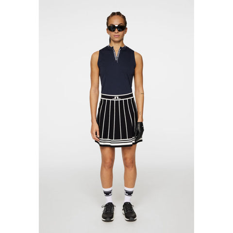 Leya Sleeveless Top